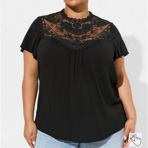 Torrid shirt size 2